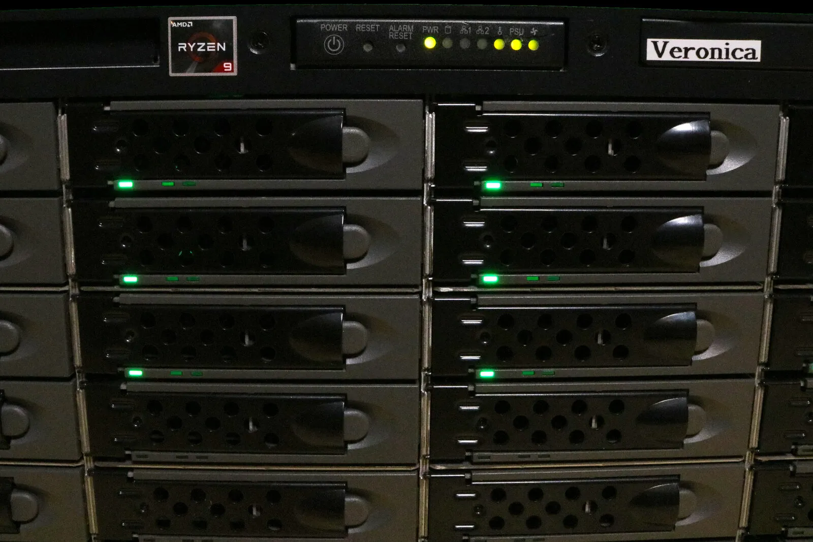 veronica server