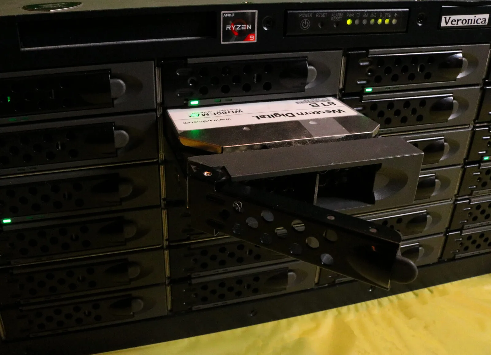 veronica server